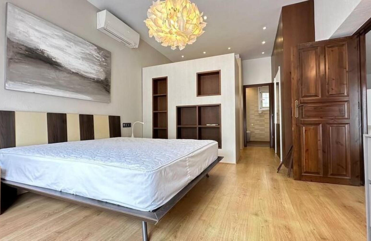 Återförsäljning - Luxury Villa - Campoamor