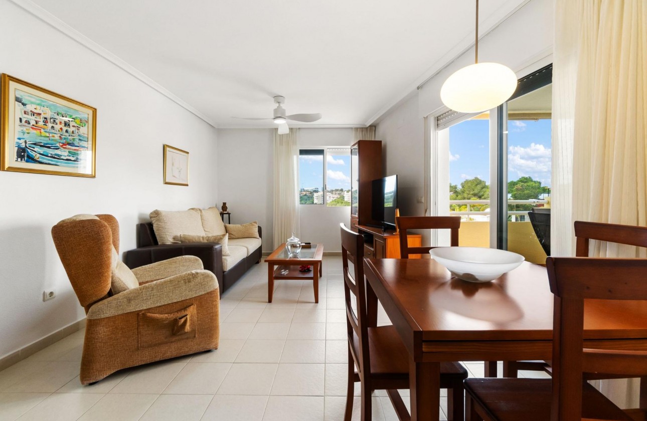 Resale - Apartment - Orihuela Costa - Campoamor