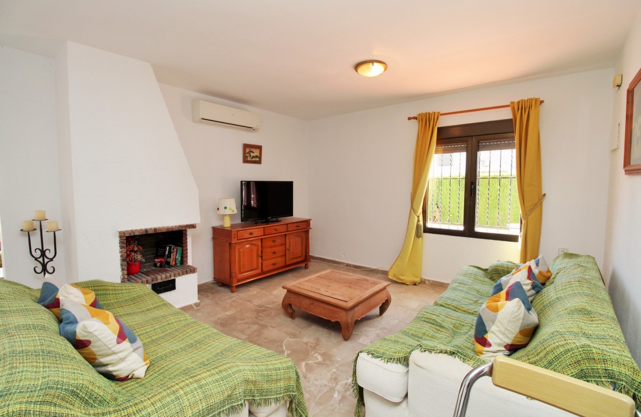 Resale - Villa - Villamartin