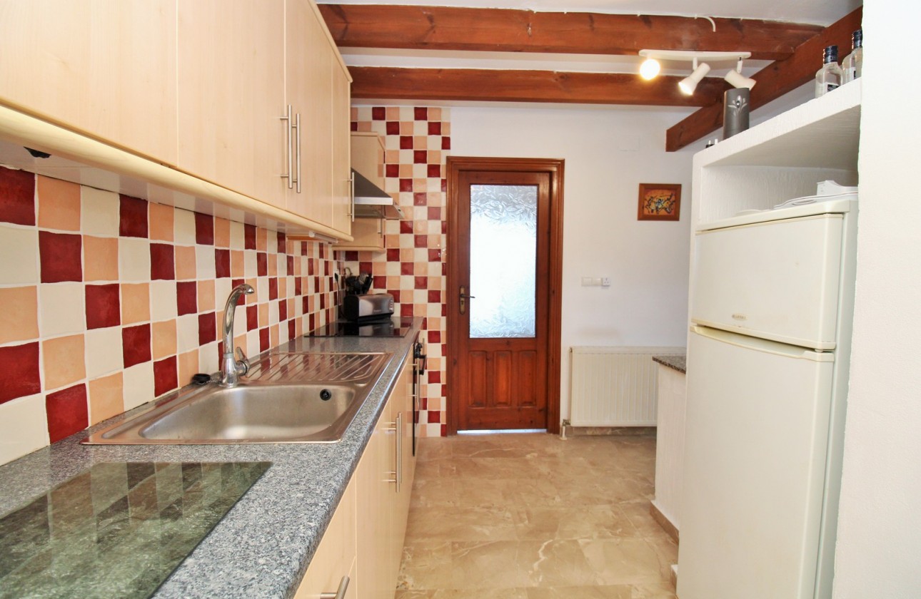 Resale - Villa - Villamartin