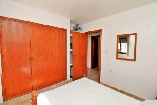 Resale - Villa - Villamartin
