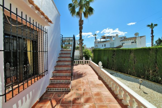 Resale - Villa - Villamartin