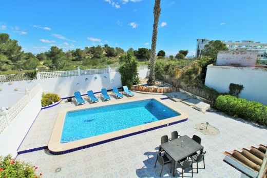 Resale - Villa - Villamartin