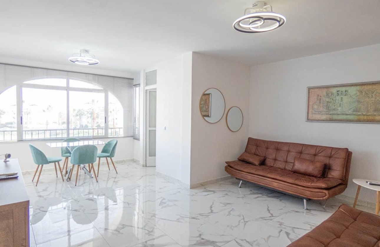 Återförsäljning - Apartment / Flat - Villamartin
