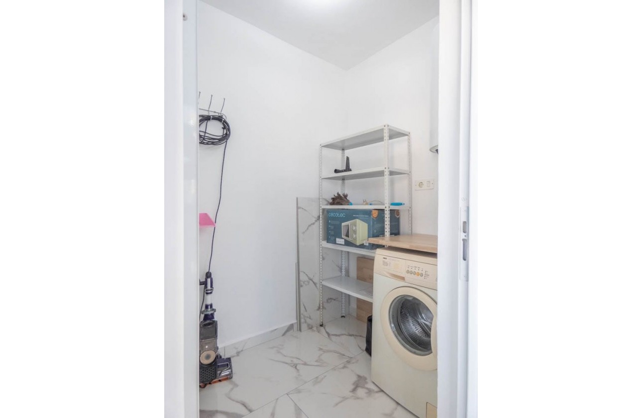 Återförsäljning - Apartment / Flat - Villamartin