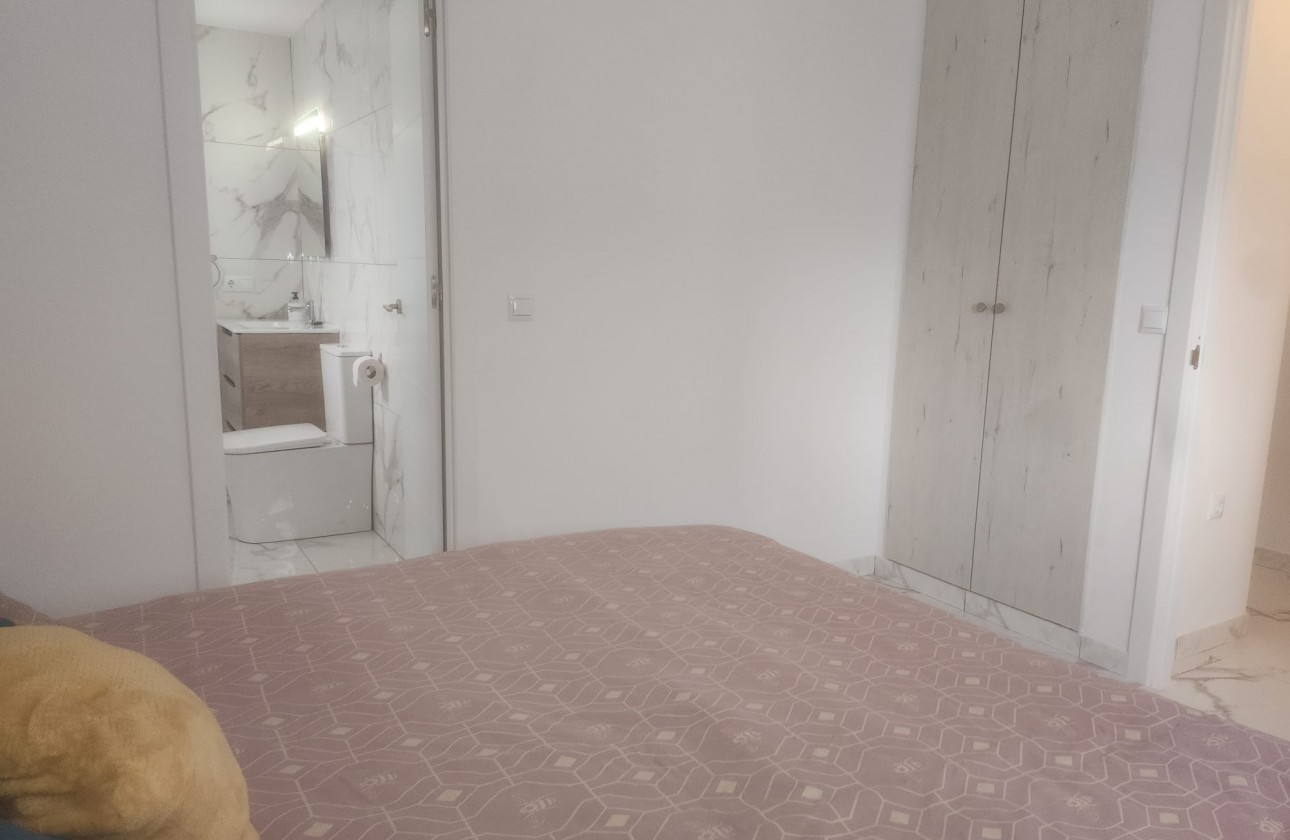 Återförsäljning - Apartment / Flat - Villamartin