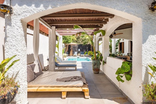 Resale - semi-detached-villa - Punta Prima