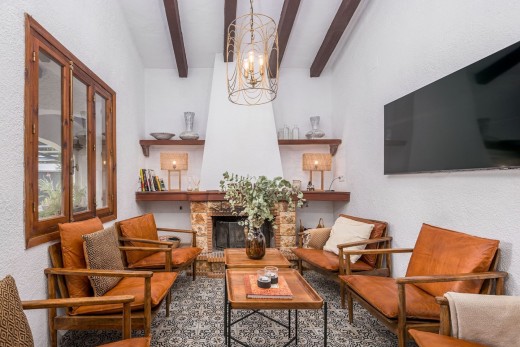 Resale - semi-detached-villa - Punta Prima