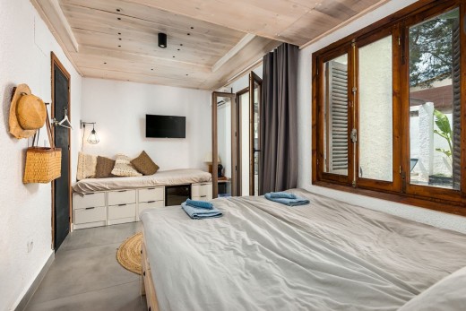 Resale - semi-detached-villa - Punta Prima