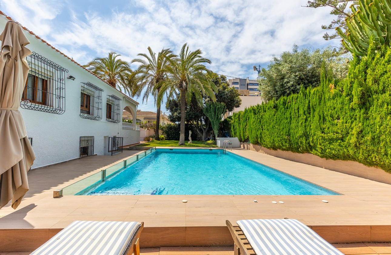 Resale - Villa - Torrevieja - Rocio del Mar