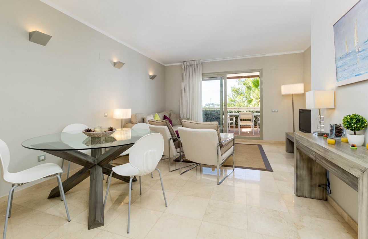Resale - Apartment / Flat - Las Colinas