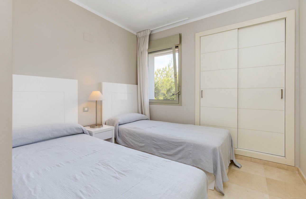 Resale - Apartment / Flat - Las Colinas