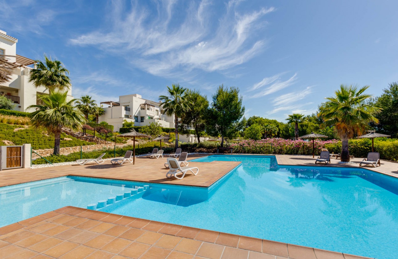Resale - Apartment / Flat - Las Colinas