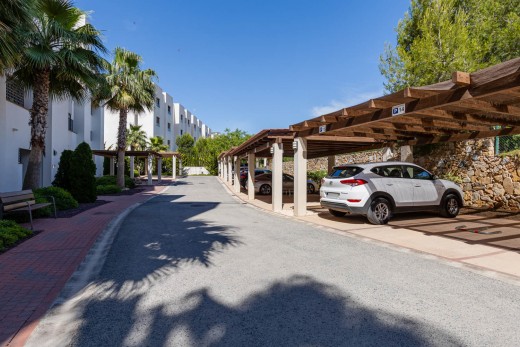 Resale - Apartment / Flat - Las Colinas