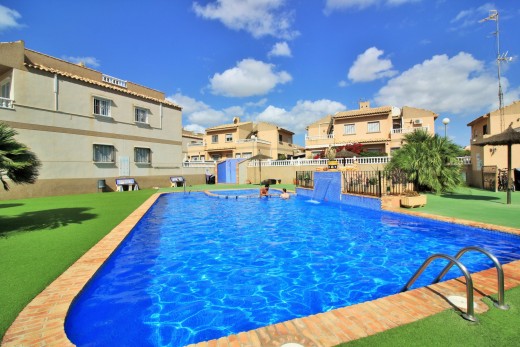 Resale - Townhouse - Villamartin - PAU 8