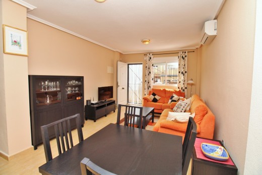 Resale - Townhouse - Villamartin - PAU 8