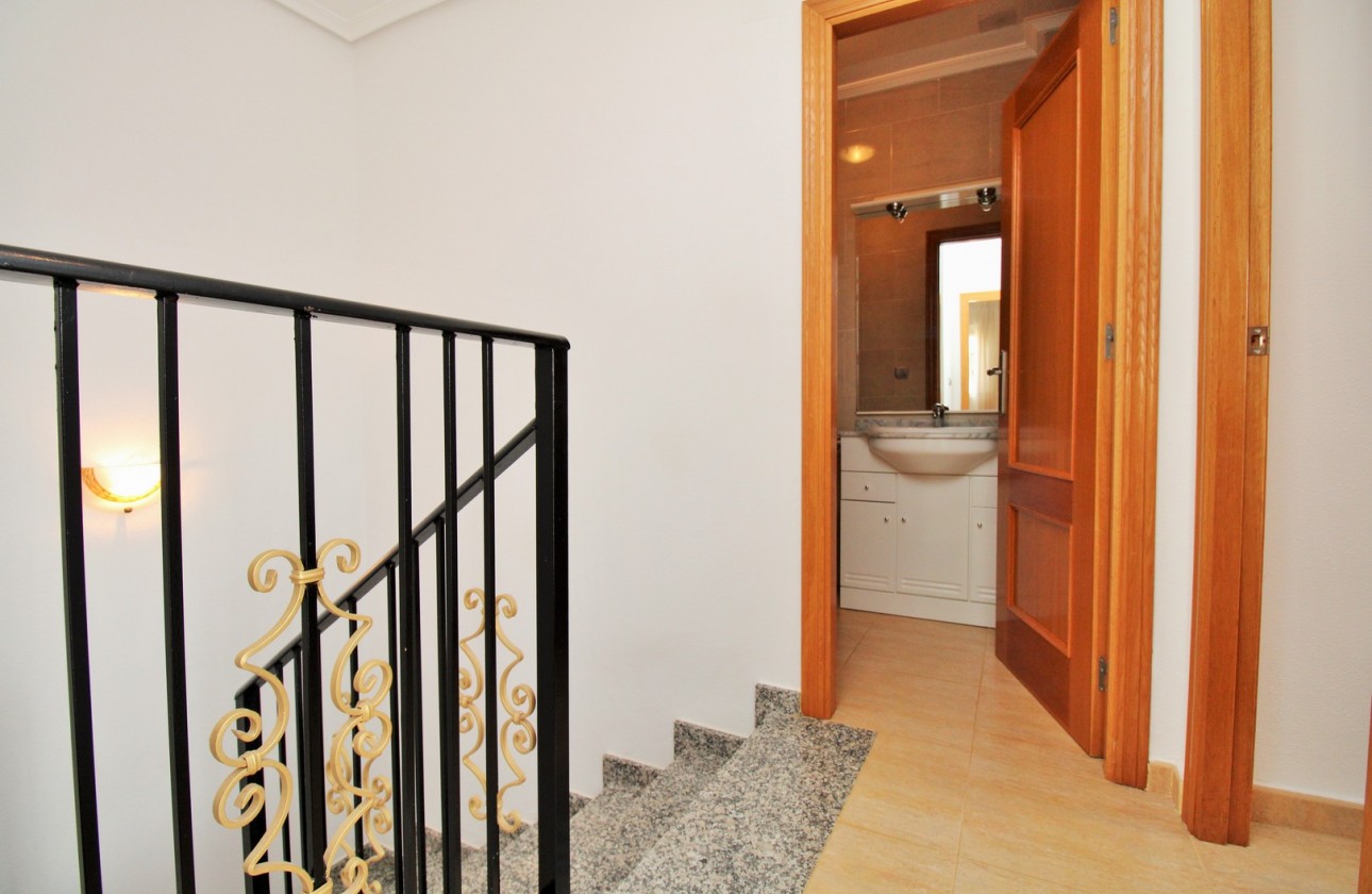 Resale - Townhouse - Villamartin - PAU 8