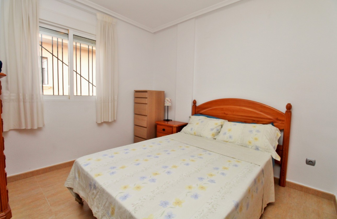 Resale - Townhouse - Villamartin - PAU 8
