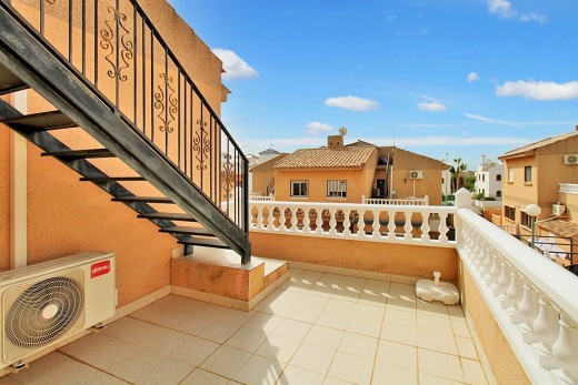 Resale - Townhouse - Villamartin - PAU 8