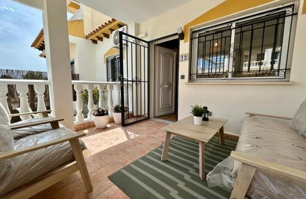 Återförsäljning - Terraced house - Orihuela - Urbanización Perla del Mar