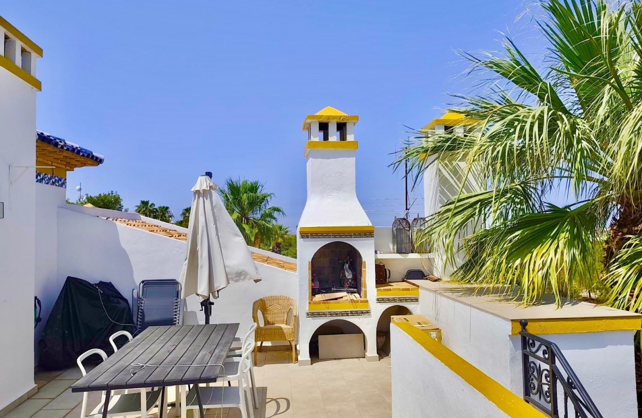 Resale - Apartment - Villamartin