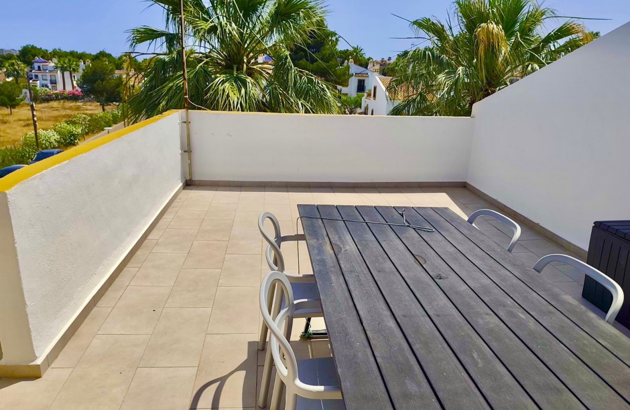 Resale - Apartment - Villamartin