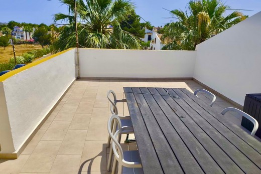 Resale - Apartment - Villamartin