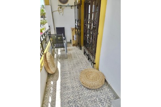 Resale - Apartment - Villamartin