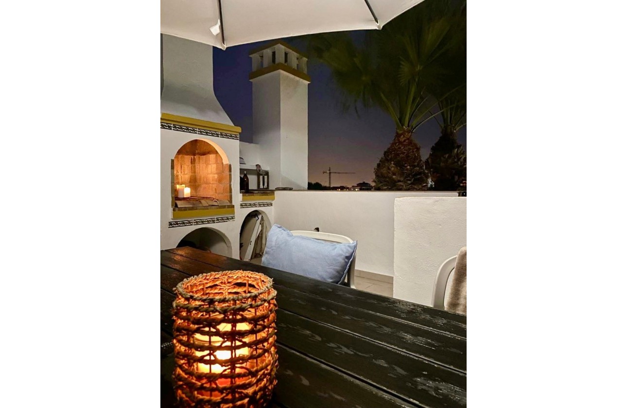 Resale - Apartment - Villamartin
