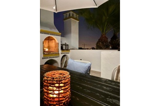 Resale - Apartment - Villamartin