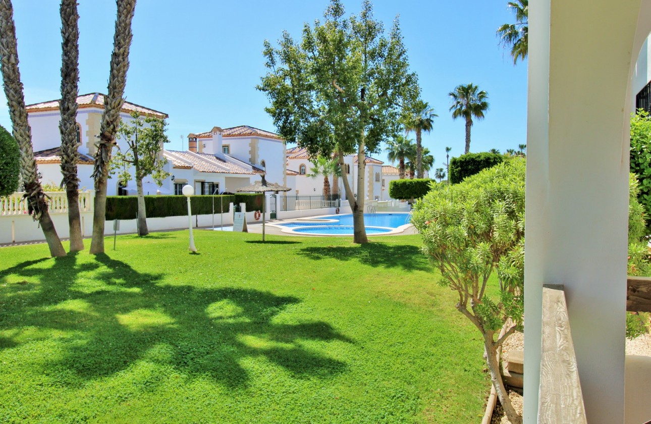 Reventa - Apartamento - Villamartin - Las Violetas