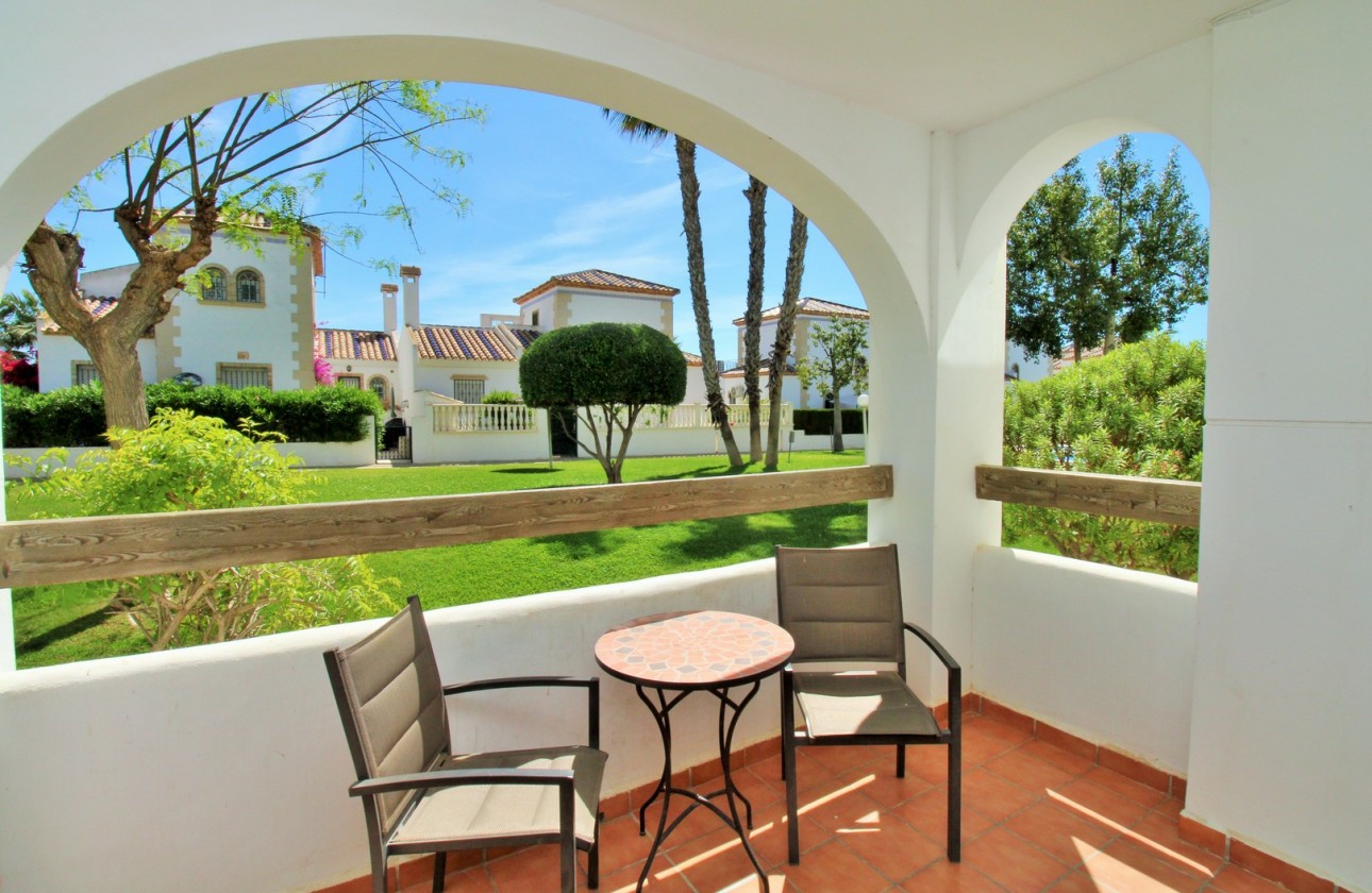 Reventa - Apartamento - Villamartin - Las Violetas