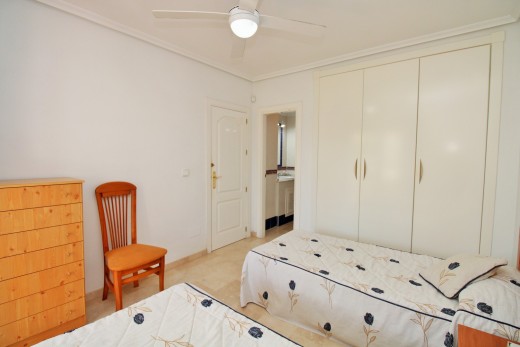 Reventa - Apartamento - Villamartin - Las Violetas