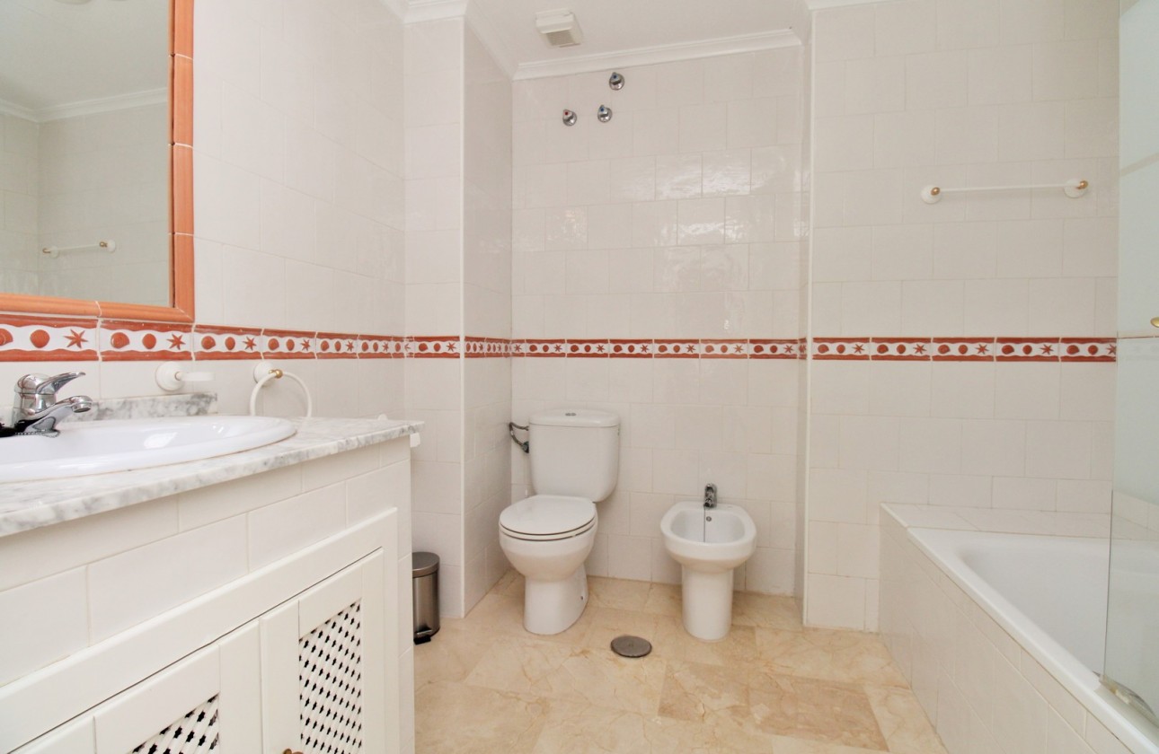 Reventa - Apartamento - Villamartin - Las Violetas