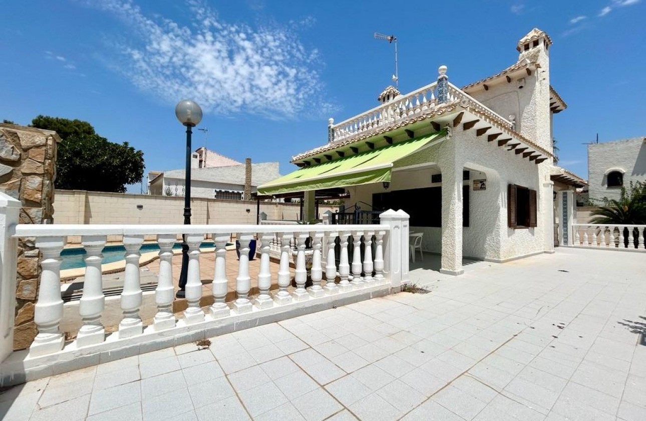 Reventa - Chalet - Orihuela Costa - La Zenia