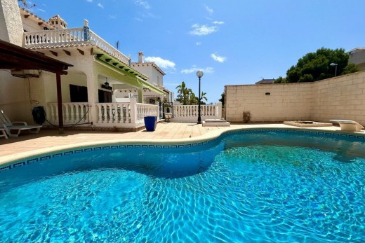 Reventa - Chalet - Orihuela Costa - La Zenia