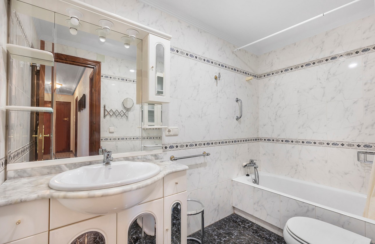Resale - Apartment - Torrevieja - Rocio del Mar