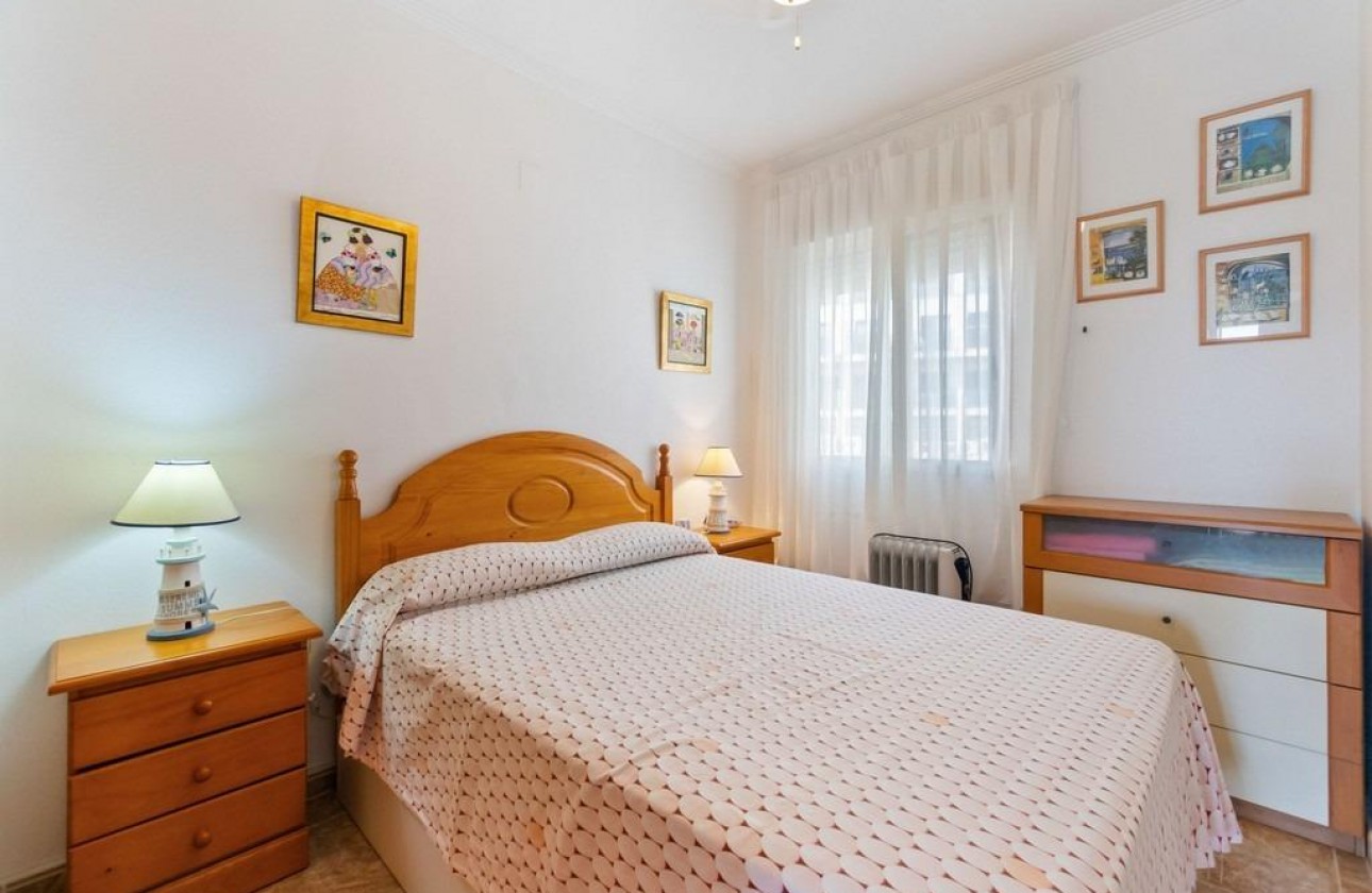 Reventa - Apartamento - Orihuela Costa - Campoamor