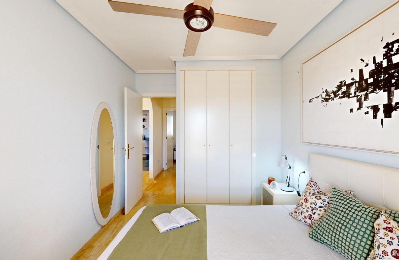 Reventa - Apartamento - Orihuela Costa - Campoamor