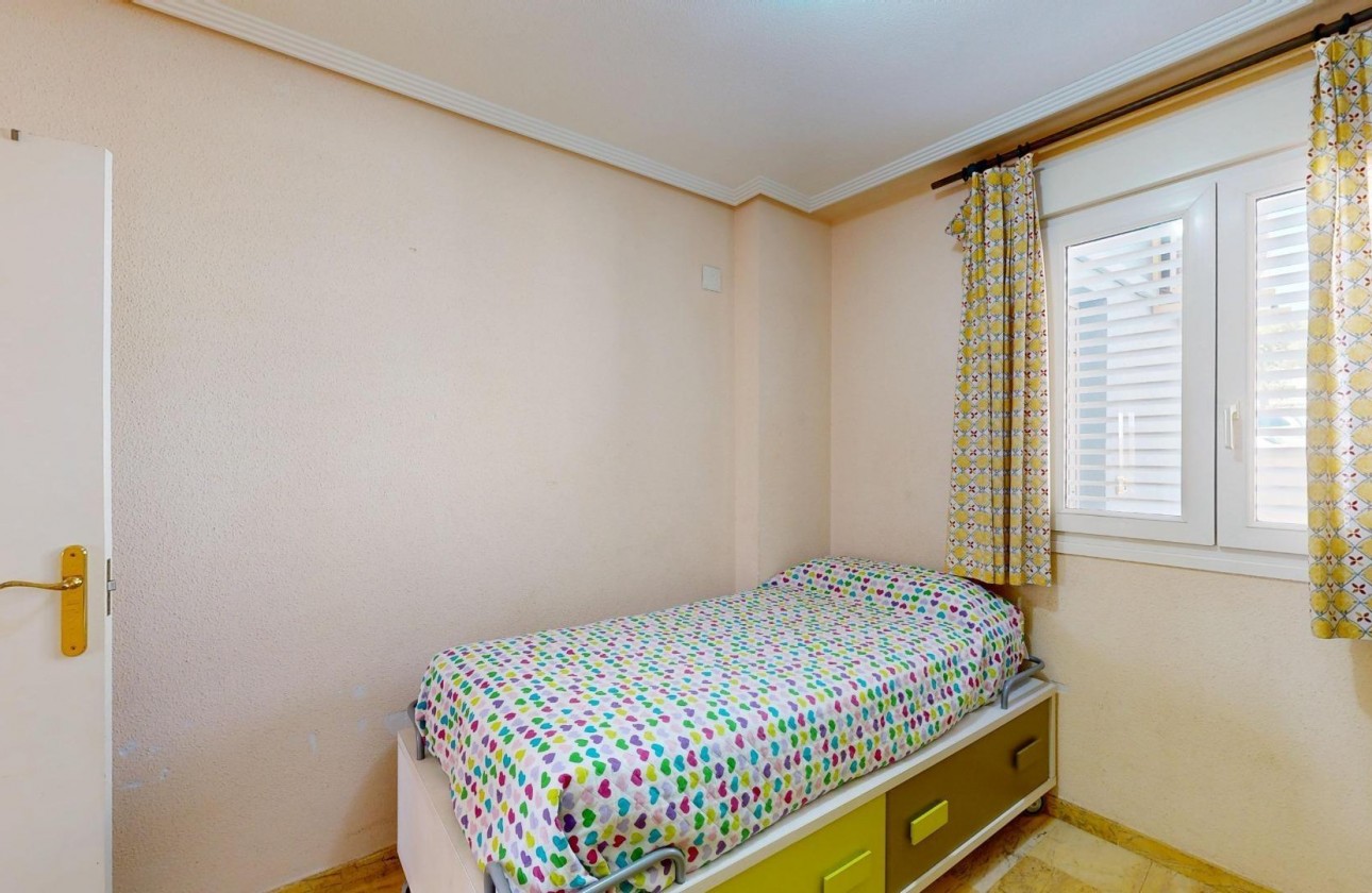 Reventa - Apartamento - Orihuela Costa - Campoamor