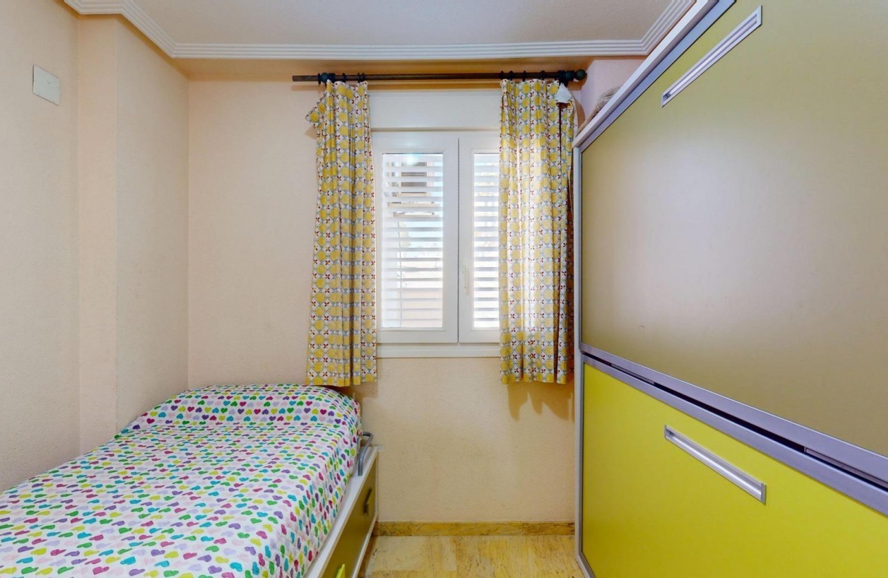 Reventa - Apartamento - Orihuela Costa - Campoamor