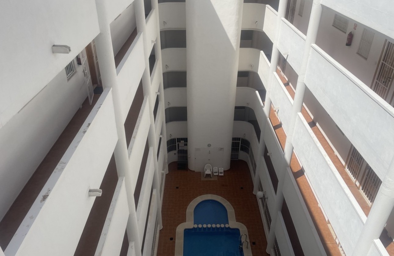 Återförsäljning -  - Torrevieja