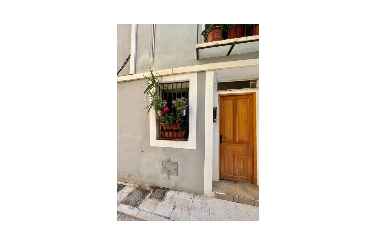 Resale - Apartment Ground Floor Apartment - Villajoyosa