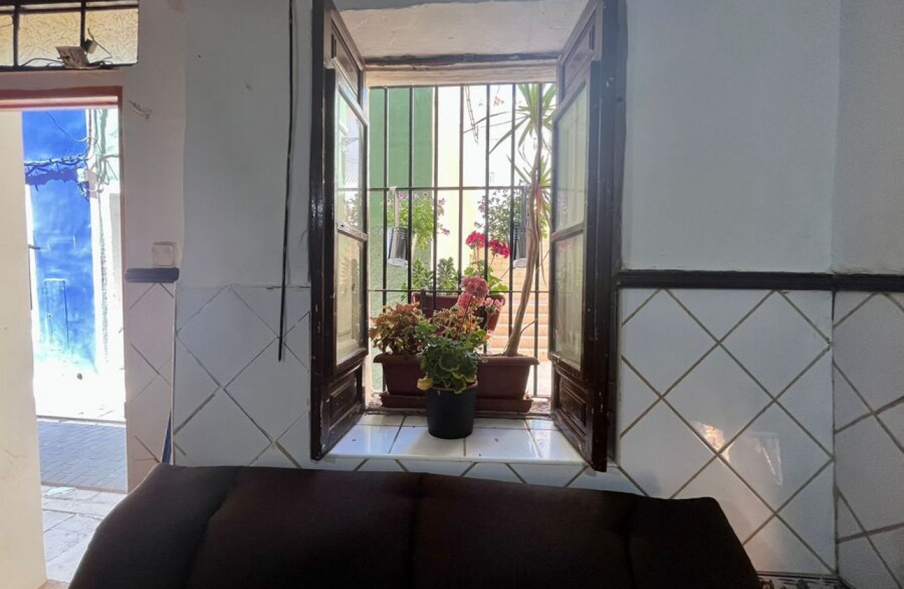 Resale - Apartment Ground Floor Apartment - Villajoyosa