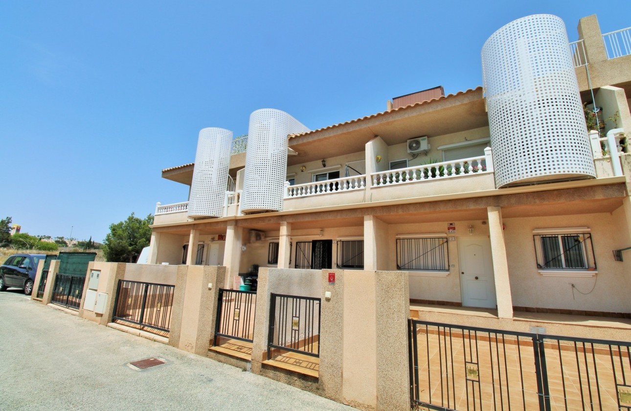 Resale - Apartment - Villamartin - PAU 8