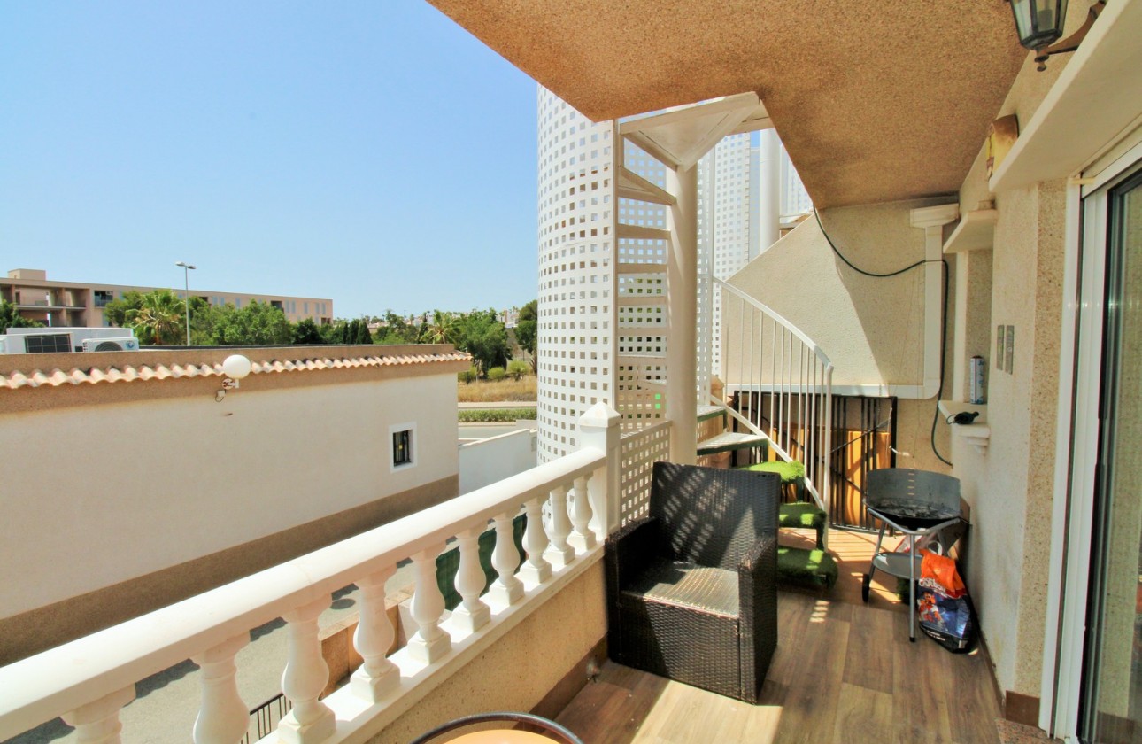 Resale - Apartment - Villamartin - PAU 8
