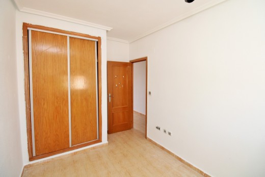 Resale - Apartment - Villamartin - PAU 8