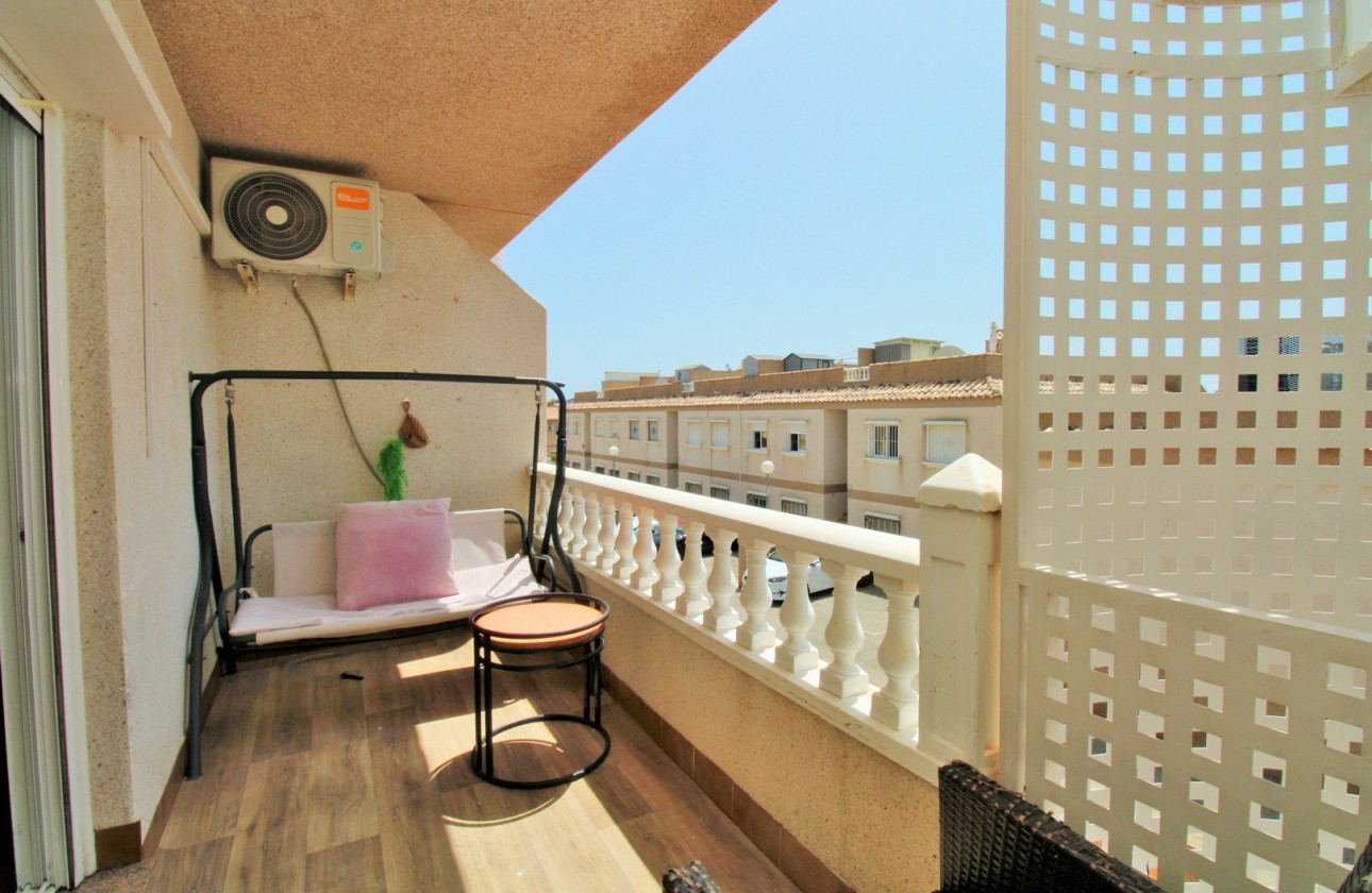 Resale - Apartment - Villamartin - PAU 8