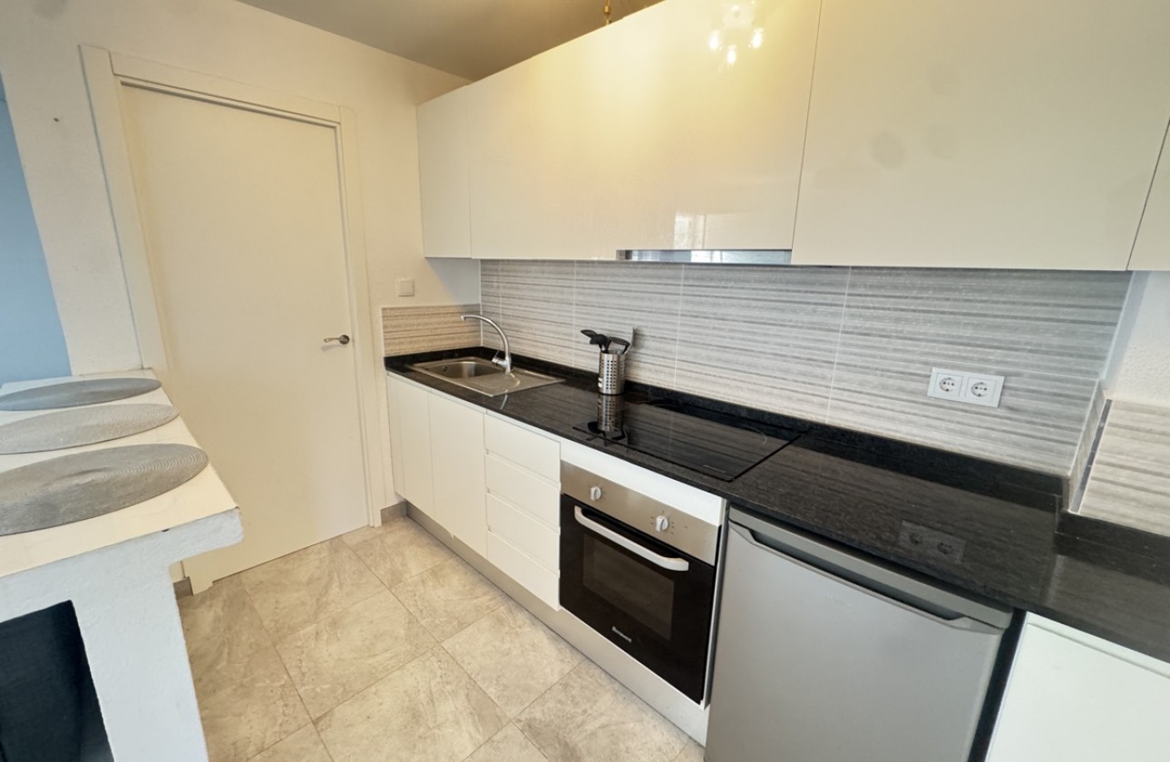 Resale - Apartment - Villamartin