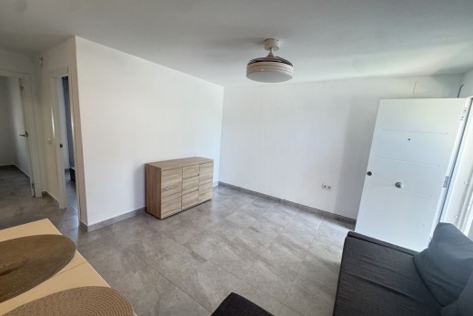 Resale - Apartment - Villamartin